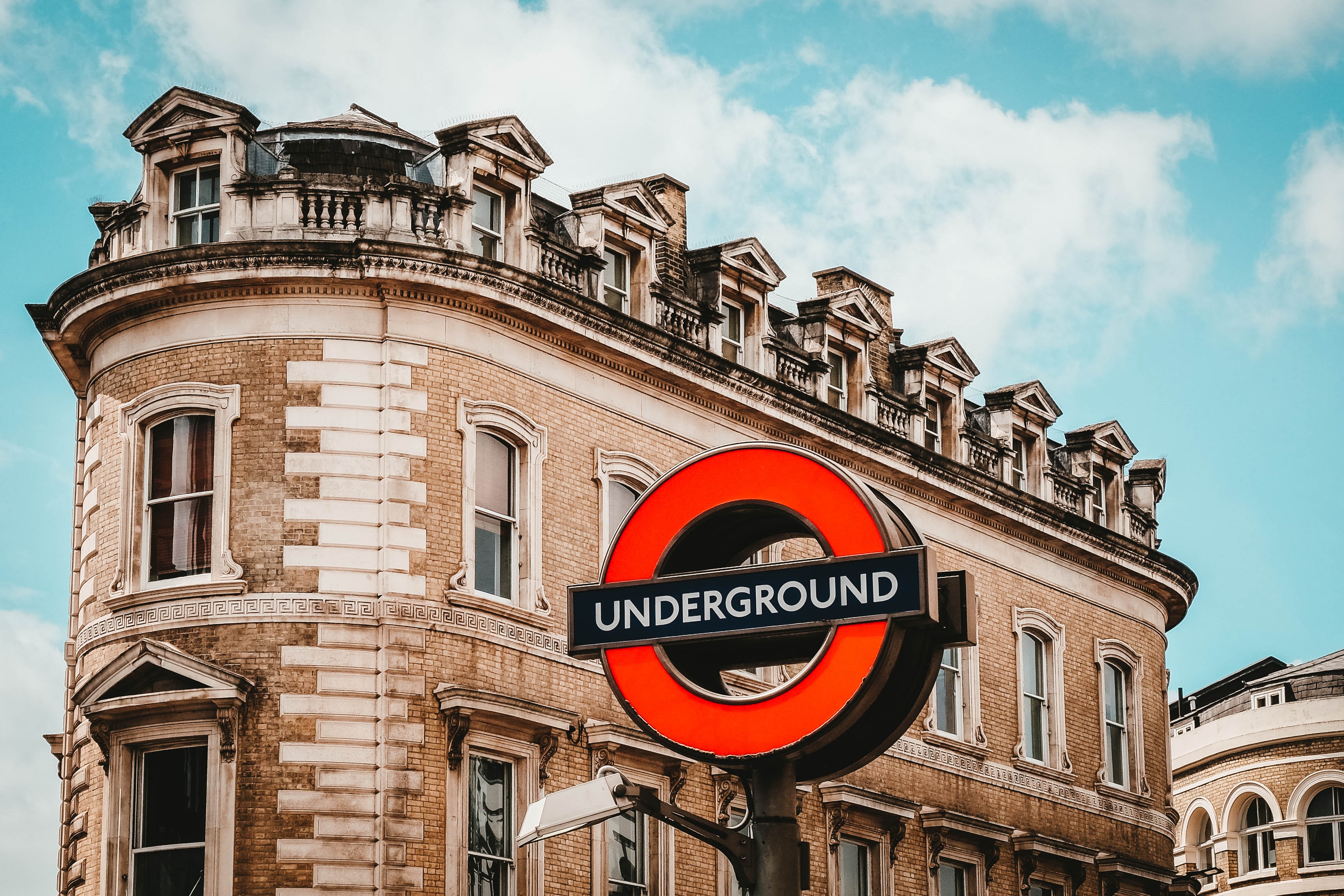 London underground – de superrijken graven zich in